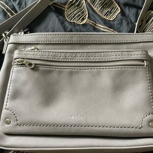 Relic purse gray
